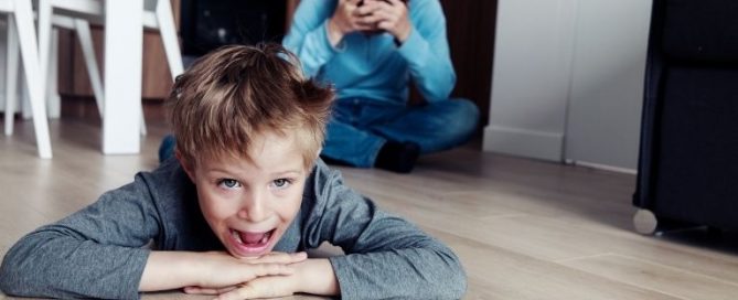 O suporte emocional da família é a maneira mais efetiva de prevenir o estresse tóxico em crianças